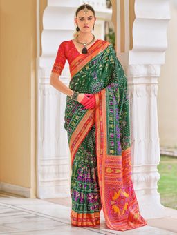 Akhilam - Women's Georgette Fabric Green Printed Saree with Unstitched Blouse