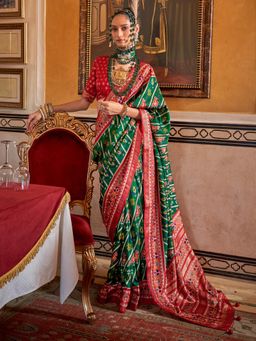 Akhilam - Women's Georgette Fabric Green Printed Saree with Unstitched Blouse