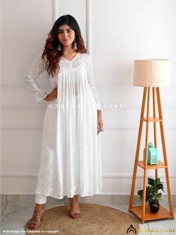The Chikan Label - Embroidered Chikankari Muslin White Anarkali Kurta with Inner