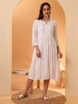 The Chikan Label - Women'S Embroidered Chikankari Muslin White Kurta