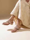 Rose Gold color option, Currently selected