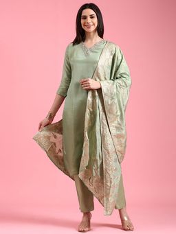 NEERU'S - Green Solid Kurta with Pant and Dupatta