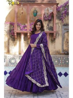 Wedani - Purple Solid Kurta with Pant and Dupatta