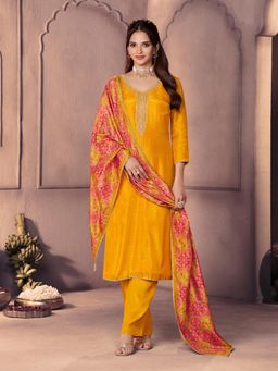 Seerat - Amber Mustad Russian Silk Embroidered Kurta With Pant & Dupatta