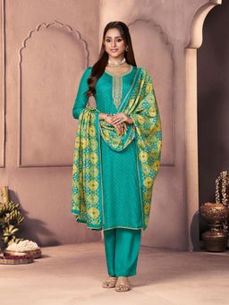 Seerat - Green Russian Silk Embroidered Kurta With Pant & Dupatta