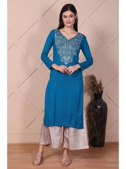 Aurelia - Women Blue Embroidered Acrylic Straight Kurta