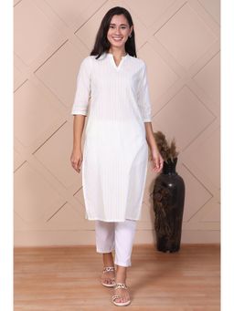 Aurelia - Women Green Striped Printed Thread Embroidered Dobby Straight Kurta