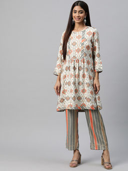 Nayam by lakshita - Embroidered Zari Work Kurta with Pant (Set of 2)