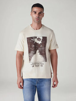 Levi's - Men's Off White Graphic T-Shirt