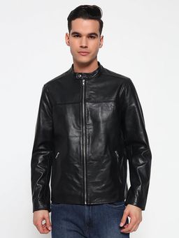 MaheTri - Black Solid Regular Fit Jacket