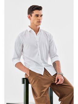 Snitch - White Solid Slim Fit Shirt