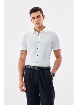 Snitch - White Solid Slim Fit Shirt