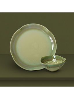 Yellow Marigold - Oyster 11 Inch Platter - Green Ombre (Set of 2)