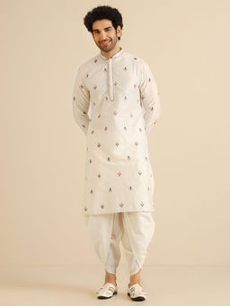 KISAH - Men Off White Kurta and Dhoti (Set of 2)