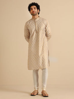 KISAH - Men Off White Kurta and Churidar (Set of 2)