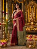 Maroon color option, Currently selected