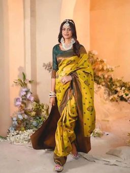 Odette - Yellow Silk Blend Printed Saree with Unstitched Blouse