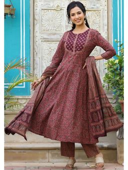 Vaamsi - Womens Printed Cotton Blend Anarkali Trousers With Dupatta Maroon (VKSKD1300) (Set of 3)