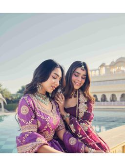 AMAARA JEWELS - Meher Teeka White Maangtikka