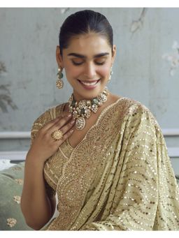 AMAARA JEWELS - Mintara Royale White Necklace with Earrings and Maangtikka
