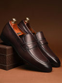 Brown color option, Currently selected