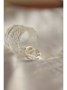 Perfectly Average - Linked Ring (silver) | 18K Gold Plated Jewellery For Women