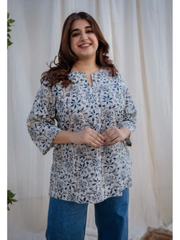 The Indian Ethnic Co. - Multi-Color Straight Kalamkari Handblock Printed Cotton Top