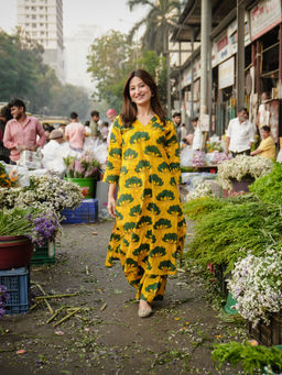 DIMPLE DESIGN STUDIO - Saina Yellow A-Line Co-Ord (Set of 2)