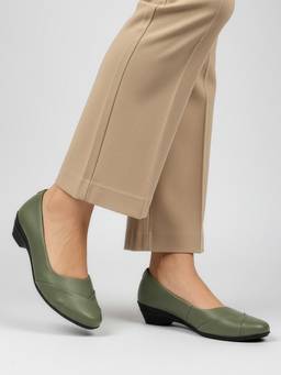 DENILL - Women Matte Green Slip On Block Heels