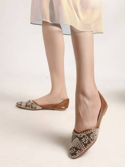DENILL - Women Copper Designer with Luxe Pearl Detailing Pointed Toe Juttis