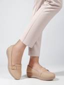 Beige color option