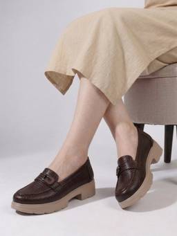 DENILL - Women Brown Woven Loafers
