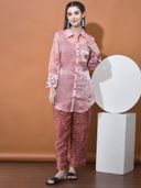 Pink color option, Currently selected