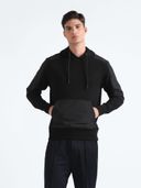 Black color option, Currently selected