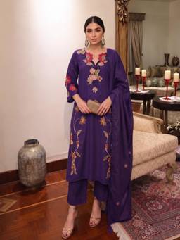 Autumnlane - Lipi Amethyst Embroidery Cotton Kurta And Pant With Dupatta