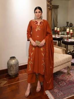 Autumnlane - Lipi Saffron Embroidery Cotton Kurta And Pant With Dupatta