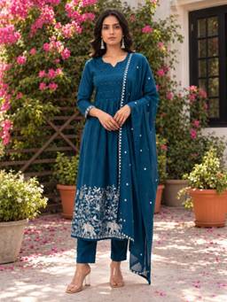 Autumnlane - Vairagi Nile Cotton Embroidered Kurta And Pant With Dupatta