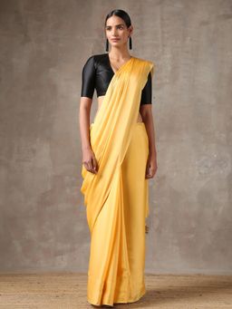 Swtantra - Daisy Satin Saree With Gold Pendants