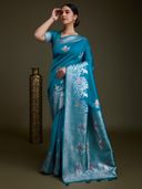 Blue color option, Sold out, Currently selected