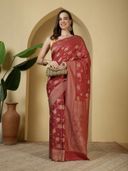 Red color option, Sold out, Currently selected