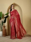 Red color option, Sold out, Currently selected