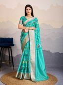 Green color option, Sold out, Currently selected