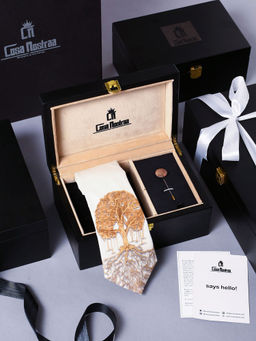 Cosa Nostraa - The Treasure Couture Box