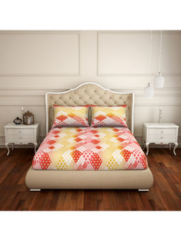 CORE Designed by SPACES - Red Geometric Cotton 104 Tc 1 Queen Bedsheet,2 Pillow Cover