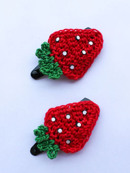 Woonie - Strawberry Handmade Hairclips (Pack of 2)