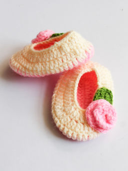 Woonie - Handmade Cream and Pink Booties With Floral Appliques