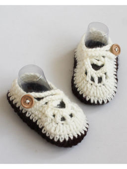 Woonie - Handmade Cross Strap Booties