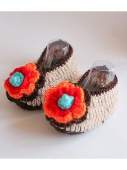 Woonie - Brown Flower Applique Handmade Woolen Booties For Kids