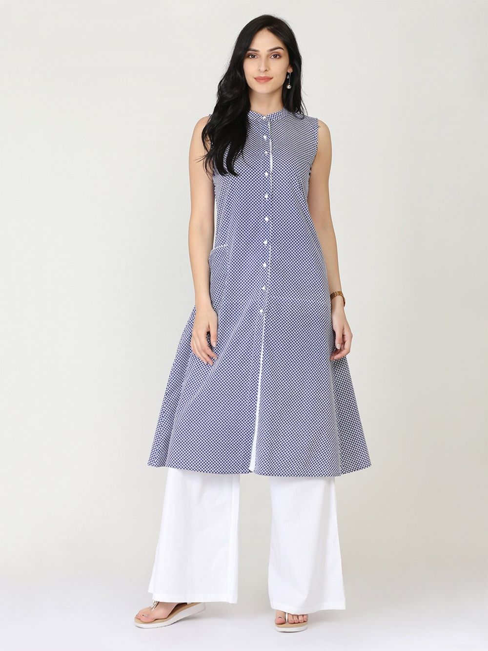 Abhishti Natural Dabu Triskelion Straight Kurta With Bottom