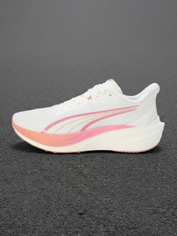Puma - Darter Pro Fade Unisex White Running Shoes